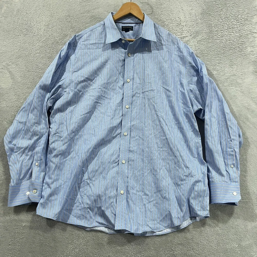 Banana Republic Shirt Men 2XL 18-18.5 Academia Career Button Up Classic Non iron